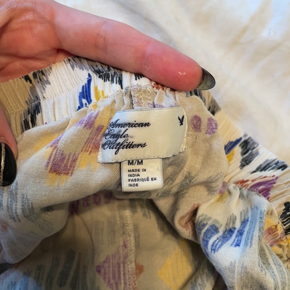 Flowy Patterned Shorts - Picture 2 of 2